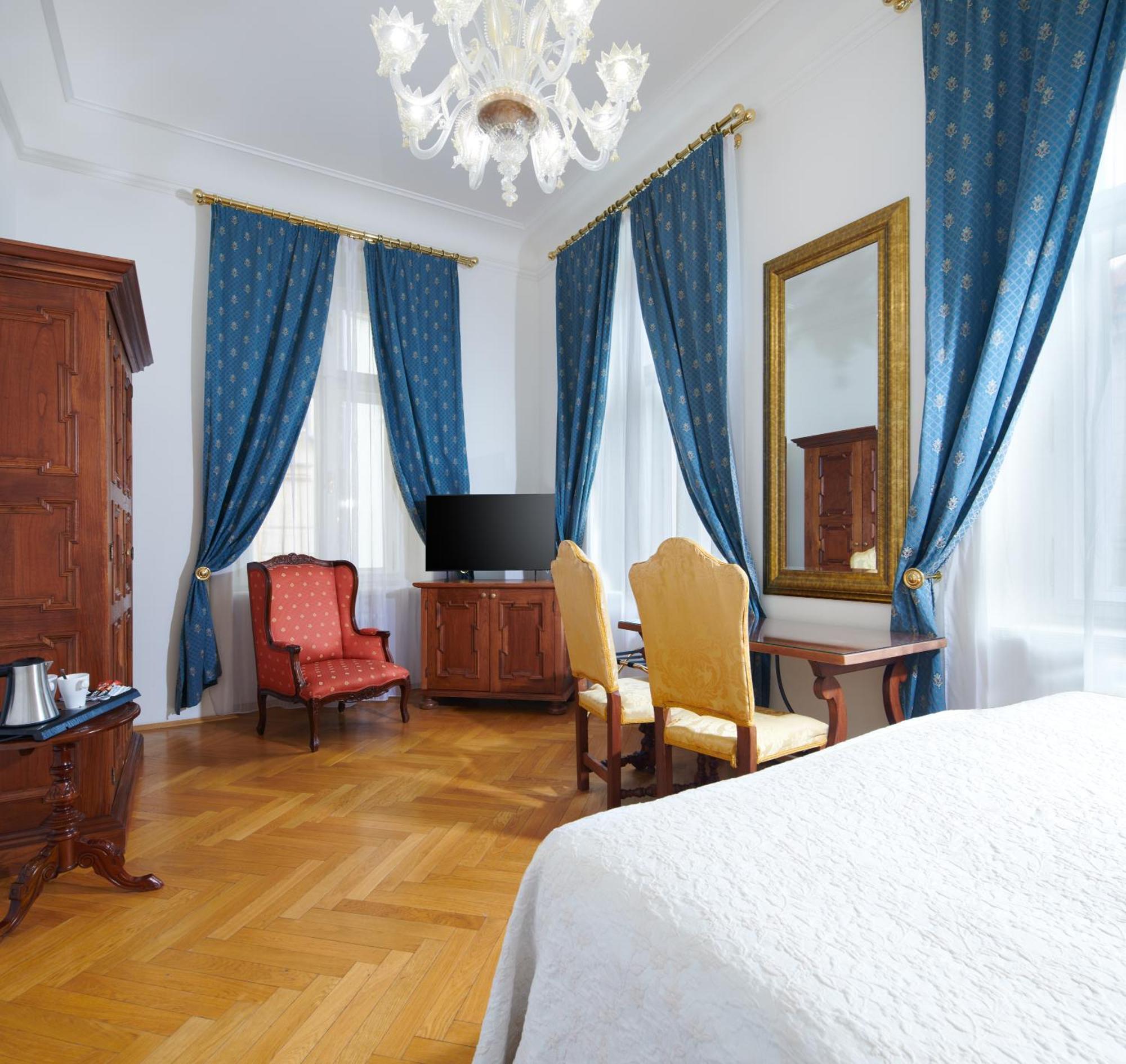 Charles Bridge Palace Hotel Prag